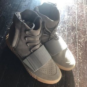 Yeezy 750 boost “Glow in the dark”